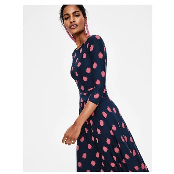 Boden Maisie Matte Navy and Pink All Over Floral Jersey Handkerchief Hem Midi Dr - Picture 6 of 13